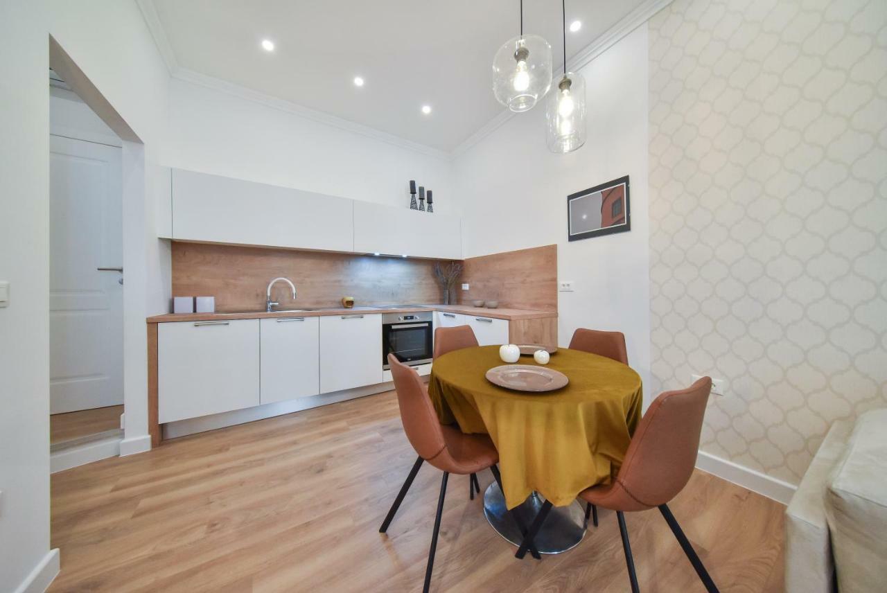 Center Simeon Apartment Zára Kültér fotó